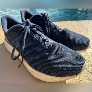 New Balance Arishi v4 Fresh Foam MARISAN4 Blue Running Shoes Men’s 11 CLEAN